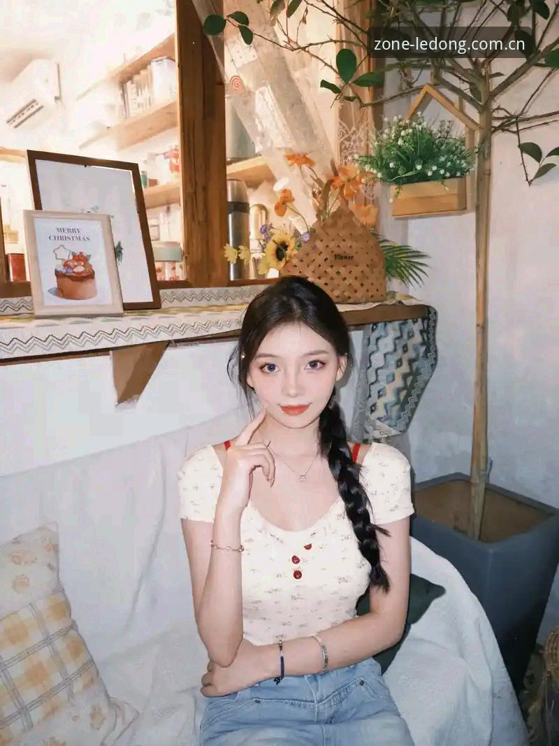 闭眼vs睁眼选入口：认准这片场首页到底好在哪？一个老用户的真实答疑